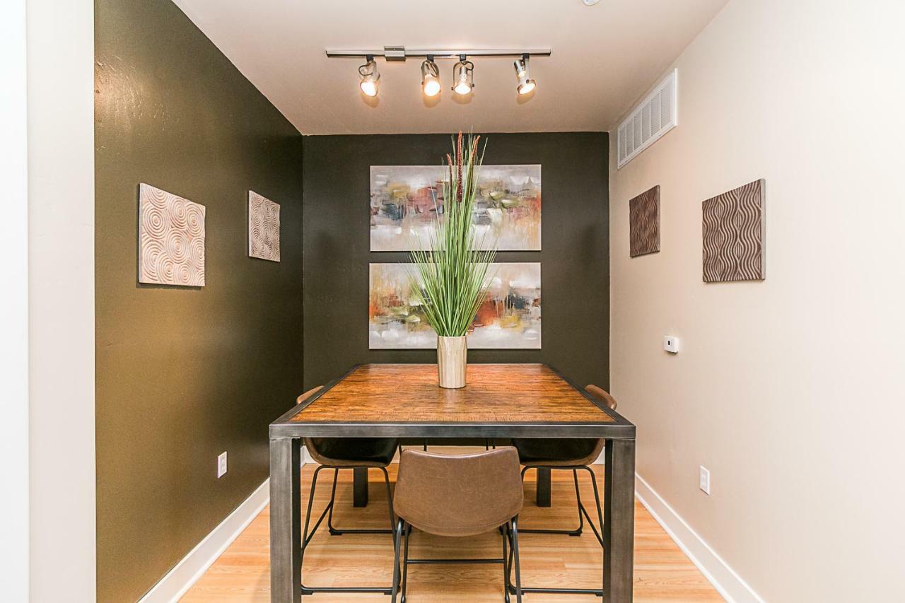 Villa Shopping & Dining 1 Mile - 24 Hour Pool With Parking - 4036 Phoenix Exterior foto